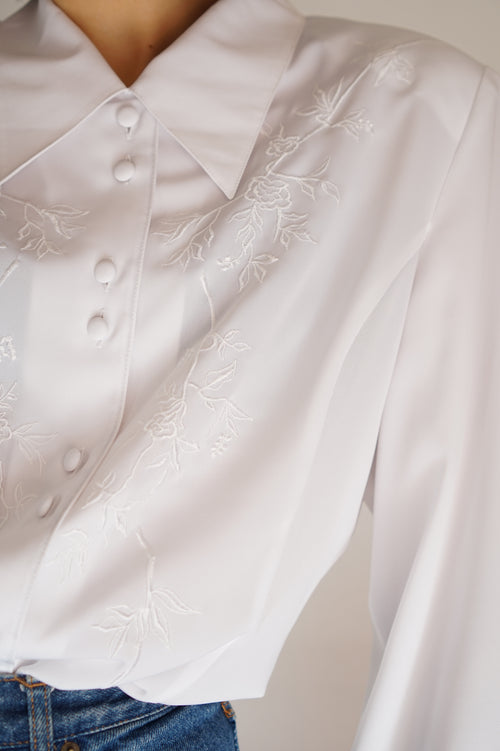 Superbe Chemise Vintage blanche brodée - T. 34 à 40