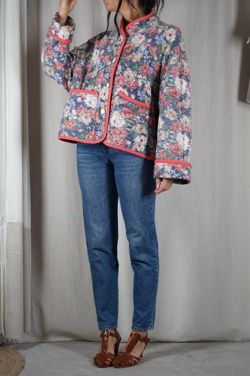 La Veste Fleurie Oversize - T. 40 à 46 - 1m70 minimum recommandé