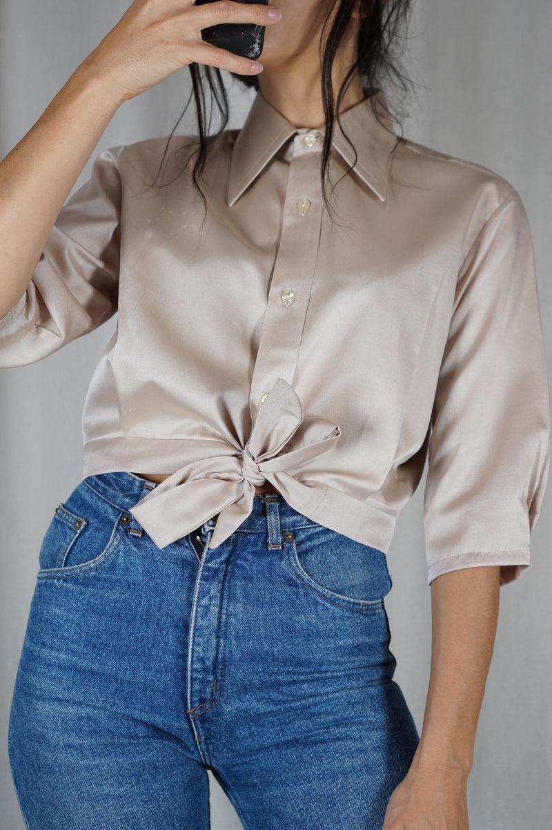 La Chemise Sable satinée à nouer - Pièce unique faut le voir porté © - T. grand 34 à petit 38