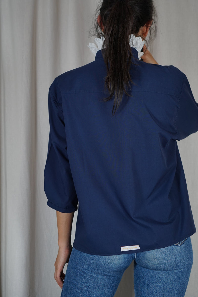 La Chemise Collerette Bleu Marine - Coton & Broderie - Pièce unique faut le voir porté © - T. 36 à petit 40