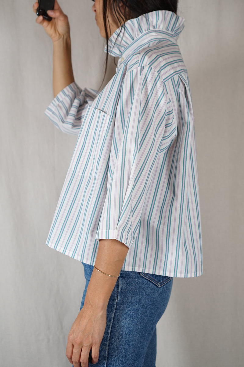 La Chemise Rayée Lavande & Verte à Collerette - Coton majoritaire - Pièce unique faut le voir porté © - T. 34/36 à grand 38