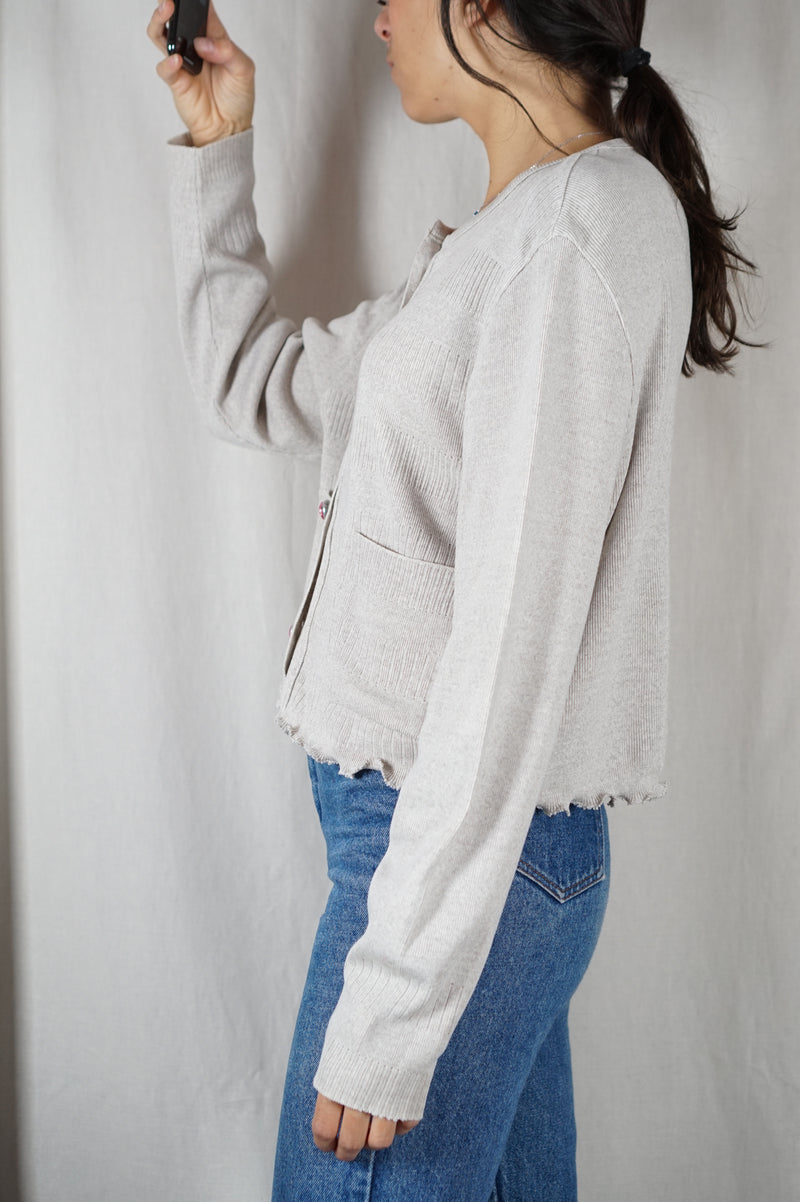 Cardigan Upcyclé couleur sable - Pièce Unique faut le voir porté - T. 42 & 44