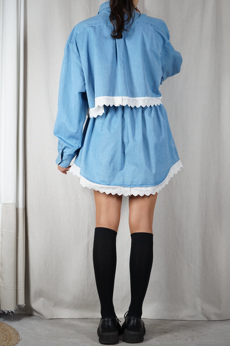 L'Ensemble Chemise Denim Clair - Pièce unique faut le voir porté © - 100% Coton & Broderie anglaise - T. 40 à 44