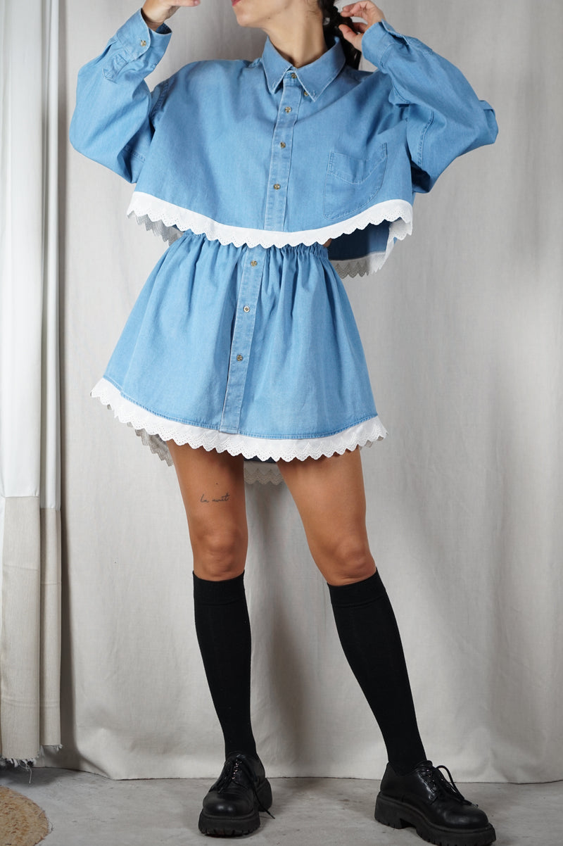 L'Ensemble Chemise Denim Clair - Pièce unique faut le voir porté © - 100% Coton & Broderie anglaise - T. 40 à 44
