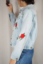 Superbe Veste en Jean brodée - T. 34 & 36