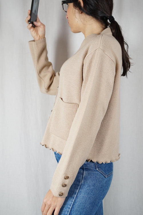 Cardigan Upcyclé couleur Sable - Laine - Pièce Unique faut le voir porté - T. 40 & 42
