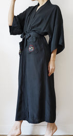 Superbe Kimono Vintage brodé - Fabriqué en Asie - 34 à 44